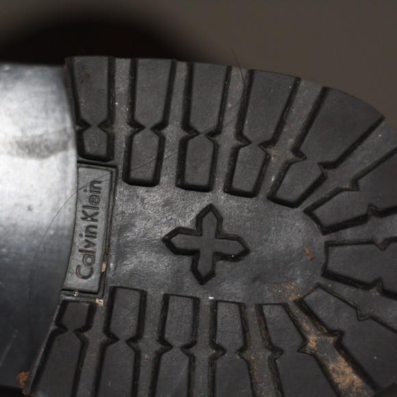 Slightly Worn Brown Short Bootie - Picture 2 of 4
